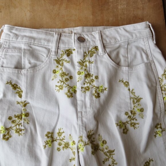 Pilcro Barrel Jeans Embroidered size 27 white and gold floral - Picture 2 of 9